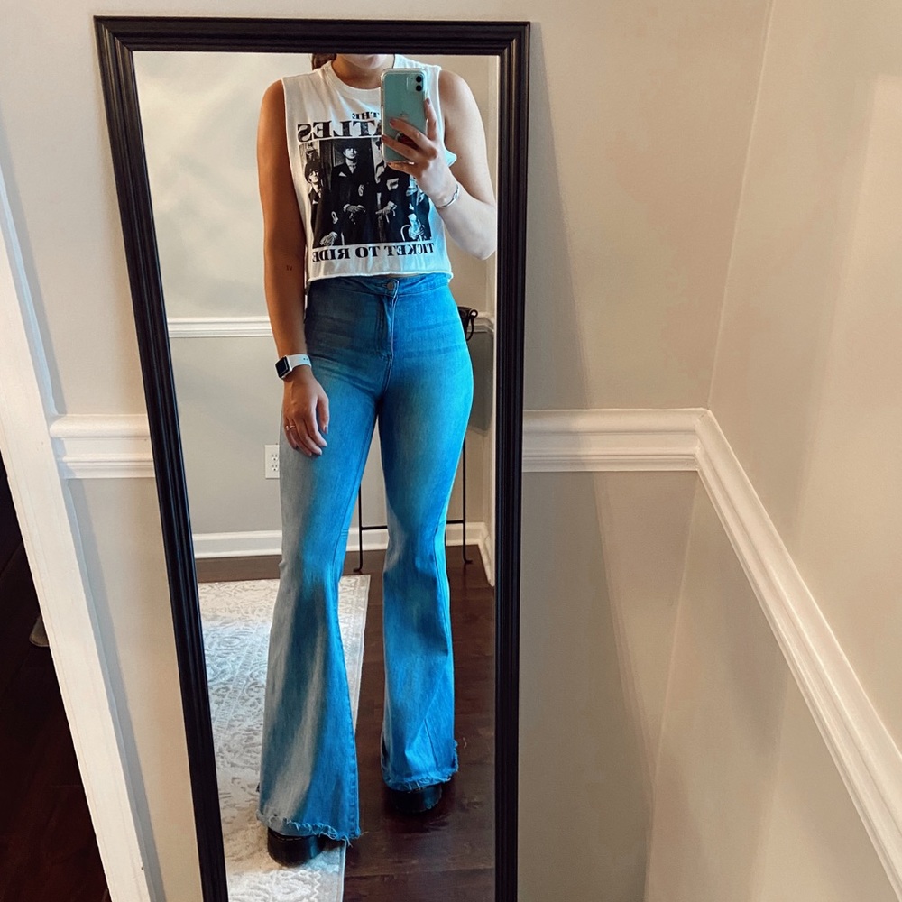 flare jeans !!